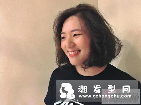 短发剪到什么位置好看 耳下五公分中性带点性感谁能抗拒