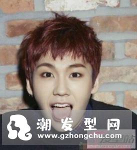 皮肤黑男生染什么发色 洋气发色显白提升个人魅力