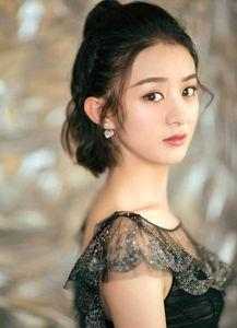 女生短发发尾怎么染好看 渐变色裙摆染打造视觉盛宴