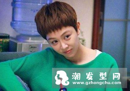 美好生活徐豆豆头发是什么颜色 姜妍同款栗色头发选什么色眉笔