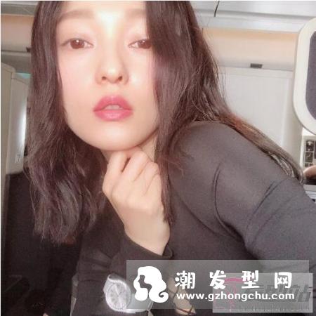 发质细软适合什么发型 一个技巧细软发变身多发量蓬松有型