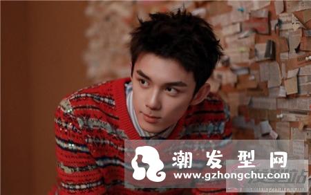 今年流行什么样的男生发型 最新男士短发让你秒变男神