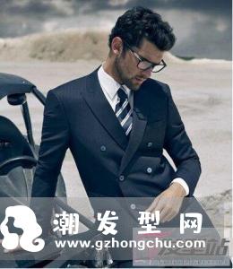 男生什么发型带眼镜好看 适合戴眼镜的清爽帅气发型