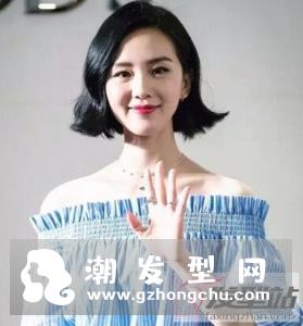 黑色短卷发怎样不老气 不染发也照样年轻显仙气