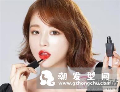 短发女生做什么造型好看 发尾外翘短发气质减龄显脸小