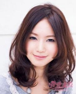 内扣发型图片短发学生 文艺风短发成校园主流