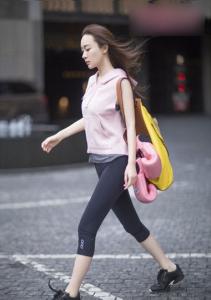 霍思燕近期无刘海发型图片 怎么减肥的