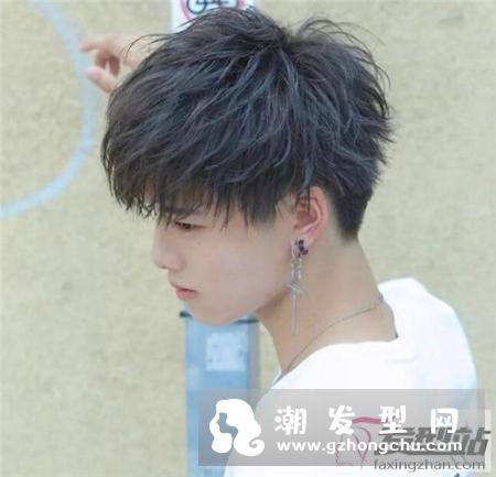 人气超高的男生烫发 小鲜肉“日系空气烫”不要错过