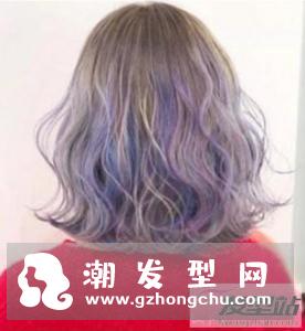 女生纹理烫短发造型 百搭修颜短发就要这么烫