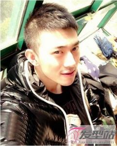 男士最潮短发发型 莫西干头打造帅气潮男
