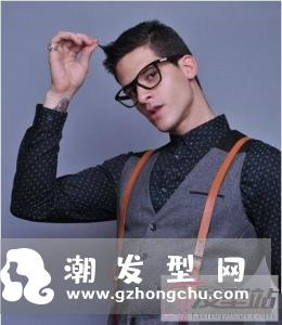 年轻男生适合的发型 或帅气或软萌超显个性