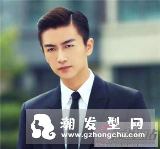 2018流行发型 短发男生帅呆了
