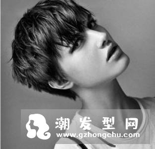 帅气中性风短发很适合年轻女生的一款短发