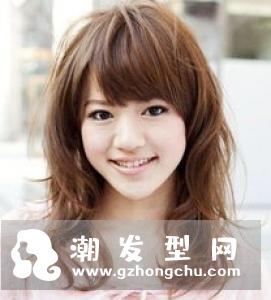 鲤鱼头发型 轻薄洋气显个性