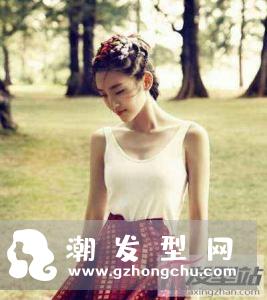 短发自己可以扎的发型 简约扎发秒变妙龄少女