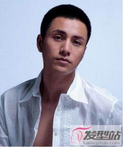 男士卡尺发型 打造冷酷男人味