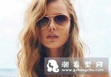 烫发是冷烫好还是热烫好?哪个更自然?-家居装修问答