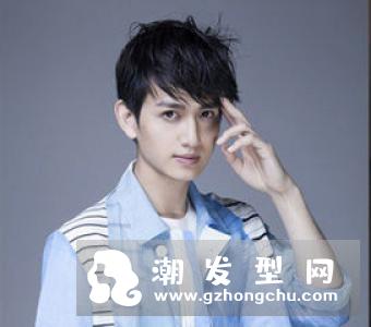 男生方脸适合什么发型 超帅气方脸男士短发造型