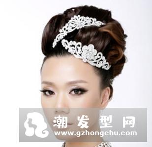 显瘦新娘发型图片 高盘发派上用场了
