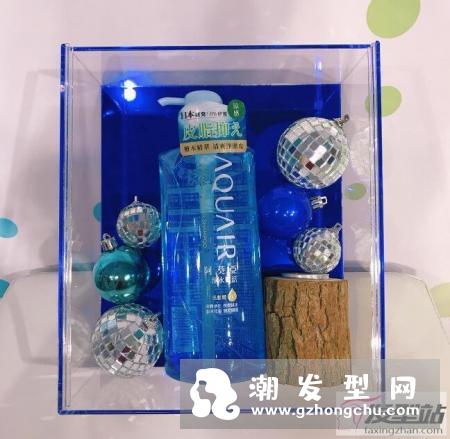 夏天头发油腻用什么洗发水 凉感系洗发水去油解腻洗完真的会涼涼的