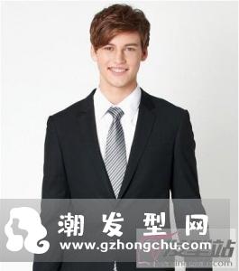 中年男士时尚发型剪法 举手投足散发成熟男人味