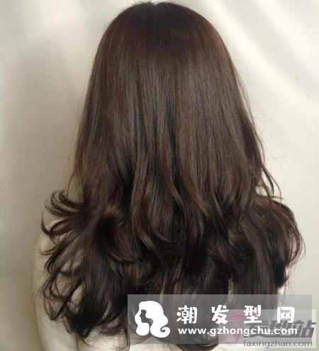 如何挑选适合自己的护发油 3方法找出最适合护发油