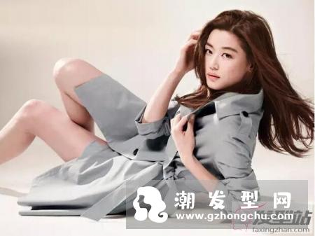 发型女生中短发 这些女星剪短发比长发还美