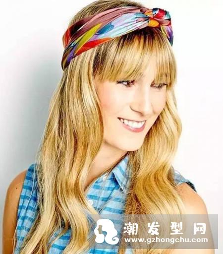 丝巾怎么绑头发-家居装修问答