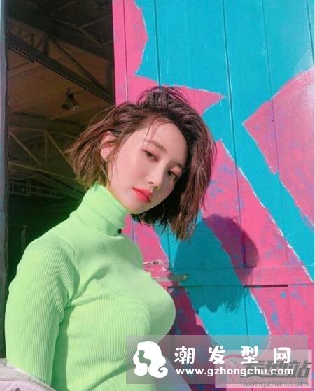 女生短发耳下三公分最好看 看起来直接减零十岁还修颜