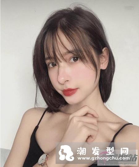 锁骨发瘦脸效果意外的好 散发着简单的高级快来剪一波