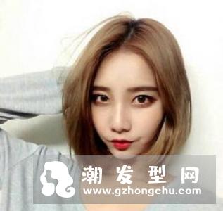 周雨彤的发型叫什么 微卷长发好女神