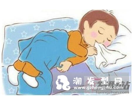 从头发就能反映我们的肝肾状态 肝肾顾好头皮毛囊和头发问题迎刃而解