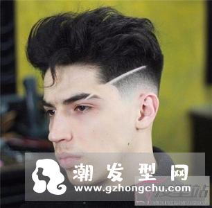 男生短发精神帅气发型 两边剃光一道杠背头超帅