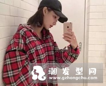 男学生比较适合风格简约又帅气的发型