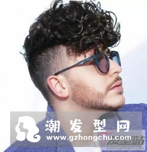 个性背头卷发 帅气时髦圈粉