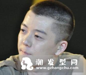 瓜子头发型男 很社会人的一款男生发型