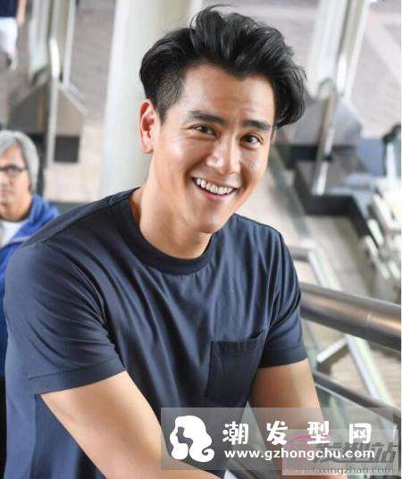 彭于晏发型叫什么 彭于晏三大最常剪发型简约清爽兼易打理
