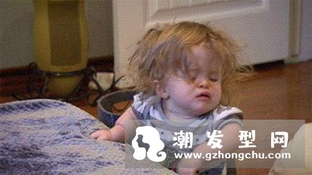为什么洗头前要先梳头发 洗头发之前梳头好处多多
