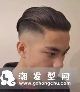 瓜子头是一款时尚发型,它的造型神似瓜子,造型简约,比长发干练