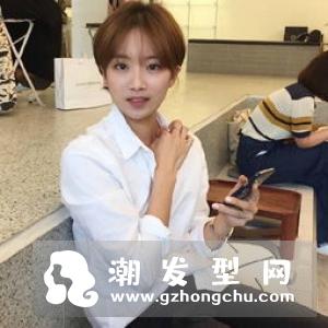 帅气中性风短发很适合年轻女生的一款短发
