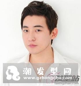 短发发型男生无刘海 打造利落帅气潮男范