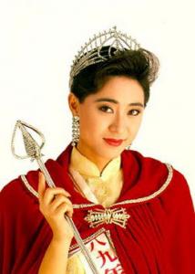 女星光头平头装造型勇气可嘉 女生光头平头才是验证颜值利器