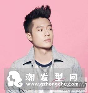 适合个子矮男生的短发发型
