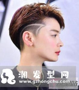 女生侧面剃光短发 洋气吸睛与众不同