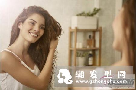 女生吹头发技巧 令杂草变秀发！7个秘诀教你不再吹错头