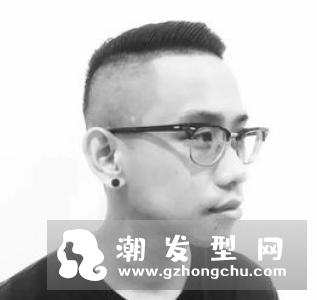 undercut是什么意思 两边剃短中间长发型太帅了