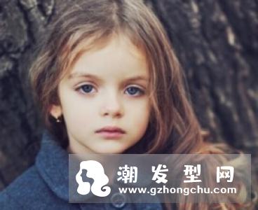 女生短发剪多长好看 耳下3公分短发让气质加分