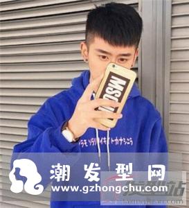 两边剃不规则短发服务至上美丽供应
