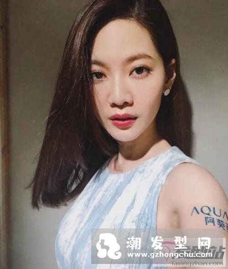 为什么刚洗完头发就出油发臭 这样洗真的变得比较不出油！