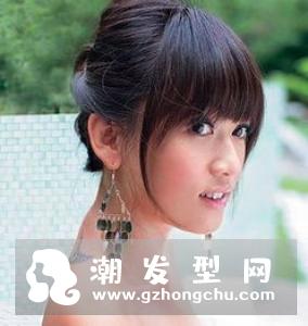 男生齐刘海无鬓角发型 既耍得了帅又卖得了萌